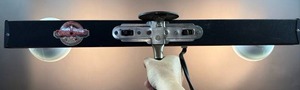 lot 122 image: Vintage Handheld Light Bar
