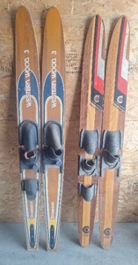 lot 152 image: Water Skis - 2 Pair
