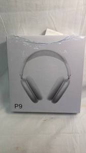 lot 124 image: P9 Wireless Bluetooth Over-Ear Headphones