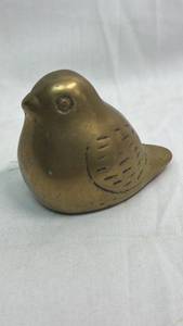 lot 128 image: Brass Bird Figurine