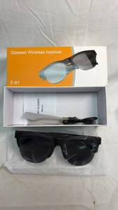 lot 131 image: Smart Wireless Headset Audio Sunglasses F-01