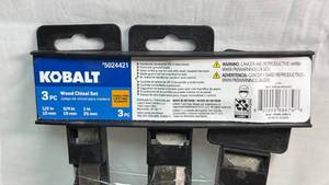 lot 194 image: Kobalt 3-Piece Wood Chisel Set with Blue Handles