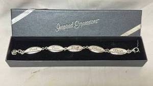 lot 196 image: Inspirational Silver Tone Chain Bracelet with Faith Hope Joy Believe Dream Charms
