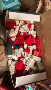 lot 50675 image: Mixed LEGO Building Blocks Bulk Lot