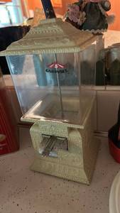 lot 50695 image: Carousel Gumball Machine with Glass Globe