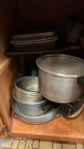 lot 50706 image: Commercial Grade Aluminum Cookware Set with Pots and Pans