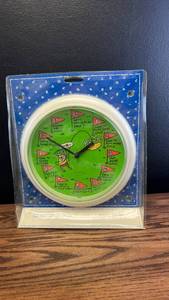 lot 60455 image: Golf Themed Novelty Wall Clock