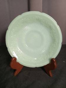 Jadeite Green Glass Serving Bowl with Wooden Display Stand