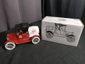 lot 5911 image: Old Milwaukee Light Beer Model T Ford Die Cast Car with Original Box