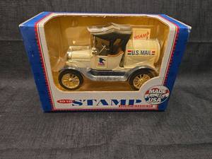lot 50267 image: 1918 U.S. Mail Truck Stamp Dispenser Die Cast Model