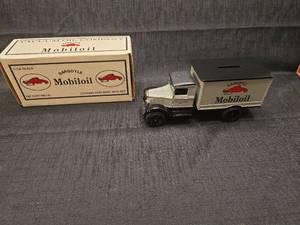 lot 50200 image: Mobiloil Gargoyle Die Cast Metal Truck Coin Bank with Key
