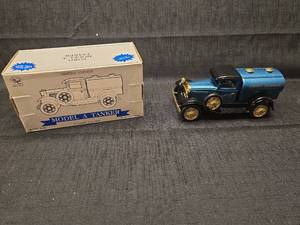 lot 50216 image: Liberty Classics Ford Model A Tanker Truck Die Cast Metal Bank