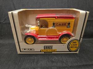 lot 50218 image: ERTL 1913 Model T Bank Die Cast Metal Case Delivery Truck