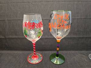 lot 50240 image: Holiday Themed Hand Painted Wine Glass Set