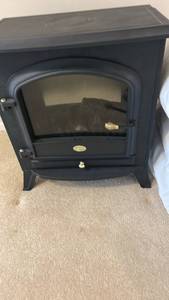 lot 709 image: Dimplex Cast Iron Electric Stove Heater with Glass Door