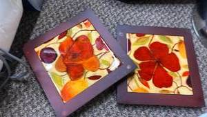 lot 771 image: Pressed Flower Glass Display Frames Set