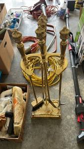 lot 778 image: Brass Fireplace Tool Set with Stand