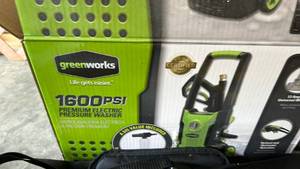 lot 793 image: Greenworks 1600 PSI Electric Pressure Washer