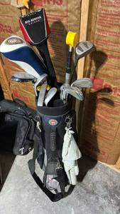 lot 825 image: Complete Golf Club Set with Callaway Big Bertha Driver and Carry Bag