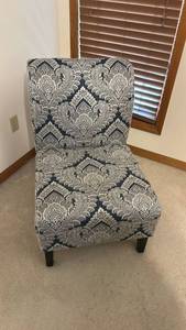 lot 836 image: Paisley Patterned Accent Chair with Dark Wood Legs