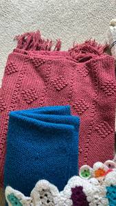 lot 846 image: Handmade Crocheted Blanket and Flower Collection