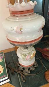 lot 878 image: Glass Hurricane Lamp with Floral Design