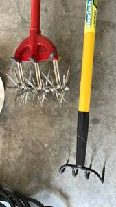 lot 900 image: Garden Tool Set with Cultivator, Weeder and Hand Saw