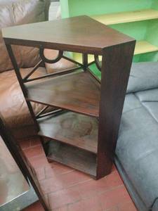 lot 59889 image: Wood Frame Corner Bookshelf Unit