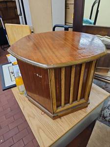lot 59915 image: Vintage Wooden Hexagonal Accent Table