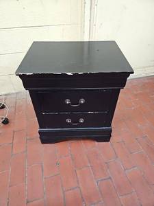 lot 59942 image: Louis Philippe style 2-drawer Nightstand