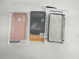 lot 60645 image: Set of Phone Accessories