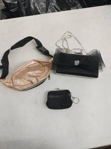 lot 60660 image: Lot of Miscellaneous Bags