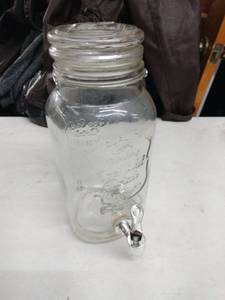 lot 60702 image: Quality Glassware clear glass drink dispenser