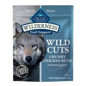 lot 3009 image: Lot of 24 Blue Buffalo Wilderness Trail Toppers Wild Cuts High Protein Natural Wet Dog Food with Chunky Chicken Bites in Hearty Gravy - 3oz BB OCT 2026