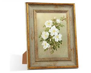 lot 24023 image: 5x7 Picture Frames Retro Antique Picture Frames with Green Gold Edge Line 5 by 7 Vintage Photo Frame Wall Hang Desktop Display Christmas Birthday Gifts for Women Mom Grandma - Retail $20