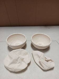 lot 27849 image: Banneton Bread Proofing Baskets with Cotton Liners 2pk 5in - Retail $15