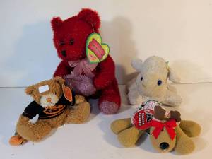 lot 5 image: Plush Stuffed Animal Collection with Tags