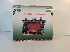 lot 13 image: Christmas Fireplace Photo Frame 5x7 Holiday Decoration