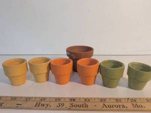 lot 52 image: Small Terracotta Clay Plant Pots Collection