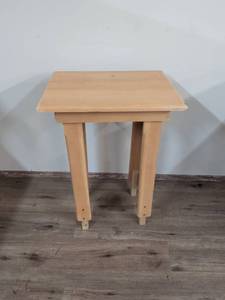 lot 192 image: Small Wooden Side Table