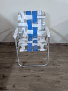lot 196 image: Aluminum Folding Lawn Chair with Blue and White Webbing