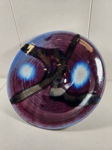 lot 98 image: Vintage Matthew Patton Art Glazed Ceramic Pottery Deep Footed Bowl 11 KC Artist