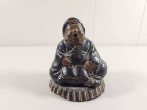 lot 113 image: Japanese Seated Buddha Figurine