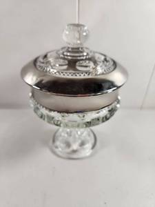lot 135 image: Indiana Glass Kings Crown Compote Bowl with Silver Rim and Lid
