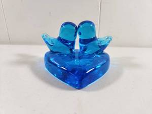 lot 136 image: Blue Glass Bird Figurine on Heart Base