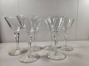 lot 203 image: Set of 6 Clear Glass Stemmed Wine Glasses