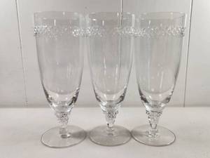 lot 206 image: Crystal Glass Stemware Set with Diamond Pattern