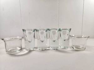 lot 208 image: Clear Glass Shot Glasses and Bowls Set