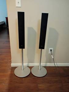 lot 917 image: 42in. tall Sony Speakers