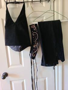 lot 1012 image: Suede pants, halter top, belt, womens size 4